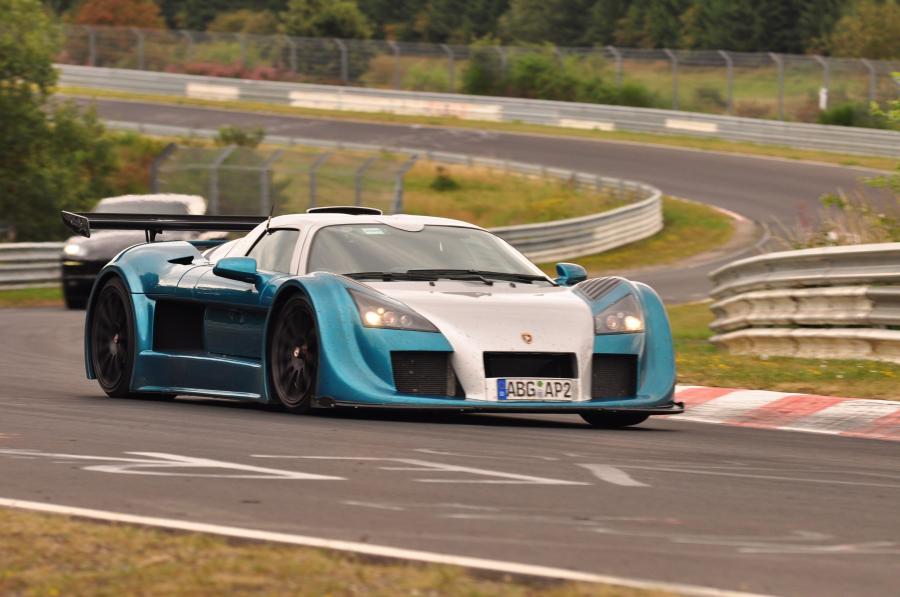 Gumpert Apollo Sport at Nurburgring 2009 года  (фото 8 из 10)